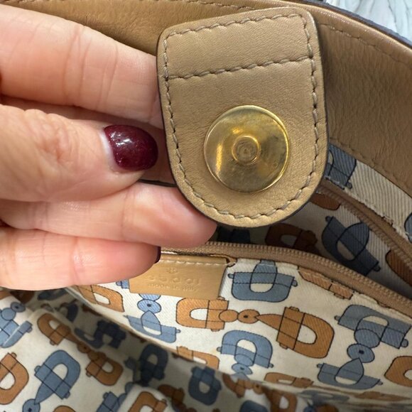 Gucci Guccissima Abbey D-Ring Shoulder Bag. - Picture 10 of 12